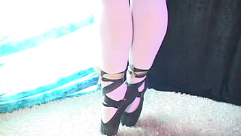 Banana split cream blonde ballerina squirts & deepthroats