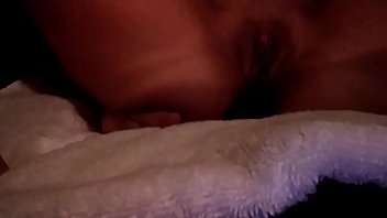 Nycegirl gets wet masterbating and playing with toys