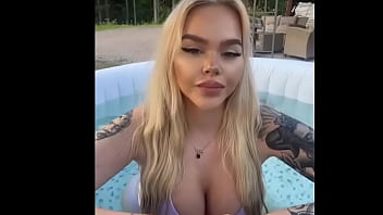 Gringa senos grandes