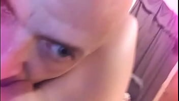 Tasting that succulent pussy