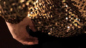 Blonde stunner sunny lane’s intense solo dildo session