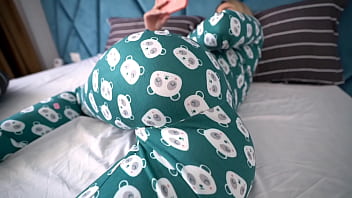 Step sister caught watching porn and helped to have orgasms beg for creampie