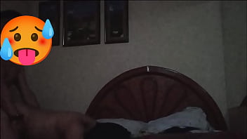 Hago el amor con uno de mis suscriptores que era chibolo y duro mas de 50 minutos y me dejo bien cachada