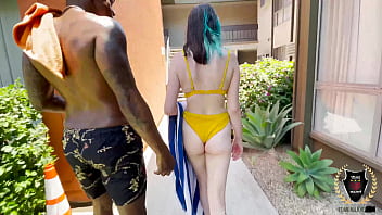 Curvy beauty ireland rose takes rome major and his friend