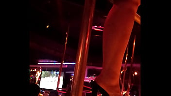 Thick readhead dancer with amazing booty