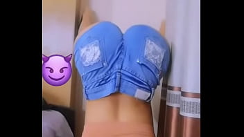 Rico culo de chica con ganas q se la follen