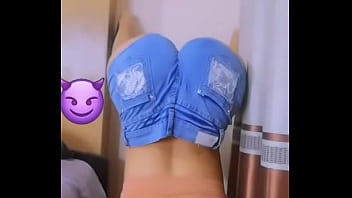 Rico culo de chica con ganas q se la follen