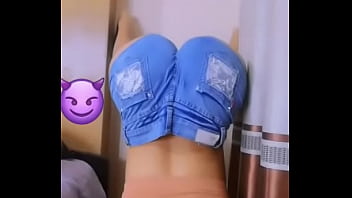 Rico culo de chica con ganas q se la follen