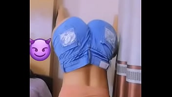 Rico culo de chica con ganas q se la follen Rico culo de chica con ganas q se la follen