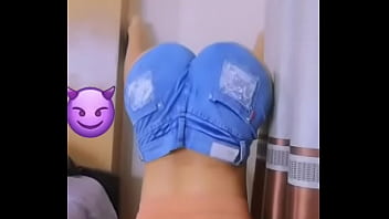 Rico culo de chica con ganas q se la follen