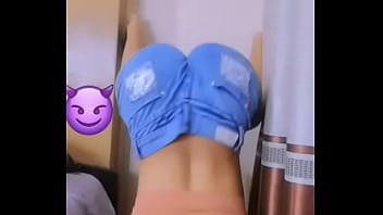 Rico culo de chica con ganas q se la follen