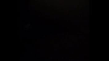 La pongo a cuatro en la cama