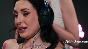 The Neck Massage That Got Her To Stop Streaming And Start Screaming thumbnail