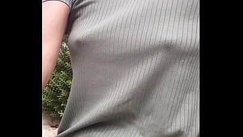 Le bonjour d'une p'tite coquine je vous souhaite une bonne semaine à toutes et