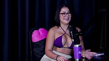 Fez Ensaios Com Amarrações Chorou Até A Bunda Sangrar Fez Suruba Com 5 Fugiu De Alguns Paus E Gosta De Podolatria Alice Monteiro Sheer Red thumbnail