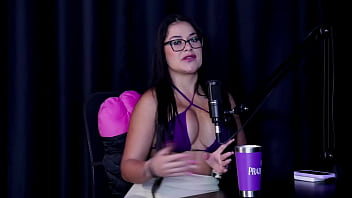 Fez ensaios com amarrações chorou até a bunda sangrar fez suruba com 5 fugiu de alguns paus e gosta de podolatria alice monteiro sheer red