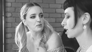 Evil lesbians charlie forde salem & kellie panther fuck each other