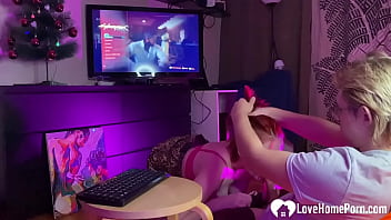 Redhead suks my cock nidely