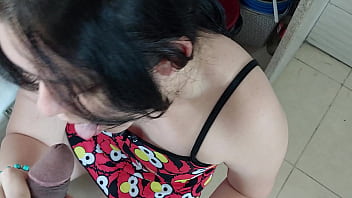 Stepsister sucks her stepbrother's big cock very well