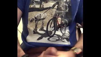 I love to masterbate