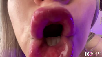 Mean girl stomach grumble swallowed whole & turned to cum