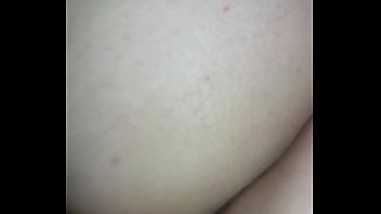 Haciendole el culo a mi esposa