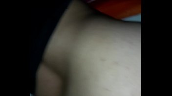 Haciendole el culo a mi esposa