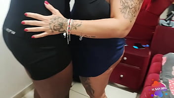 Chupou minha buceta de quatro fiquei molhadinha fudeu com força na cama do corno do meu marido