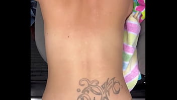 Big titty streetwalker on her period while she is being fucked in the back seat of a car; lets the dude cum on her big booty