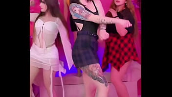 Puedes elegir solo a una bash girls comenta ⬇️ #bashgirls sanchanclau paoreyes2207 cheezecnz lan