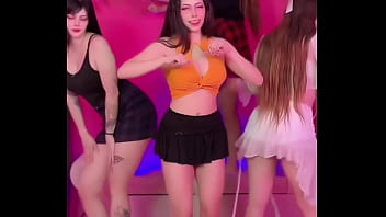 Puedes elegir solo a una bash girls comenta ⬇️ #bashgirls sanchanclau paoreyes2207 cheezecnz lan