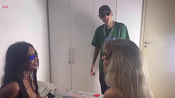 Dut su coloca seu primo p fuder ela e sua amiga mi angels