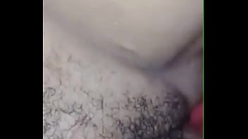 A peludinha fez ele perder o controle e jorrar sem parar