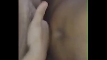 A peludinha fez ele perder o controle e jorrar sem parar