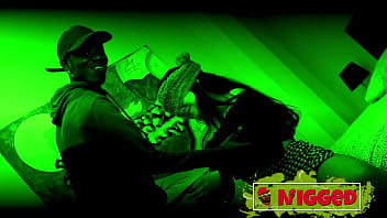 Blind sex 18 year old girl has her first interracial experience in a dark encounter at nigged