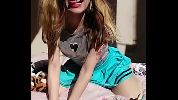 Bonneyuwu 12 49 masturbandome con mis peluches al sol