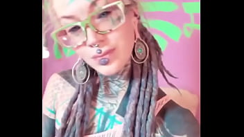 Another wink at psyland25 headquarters always something wild happening #psyland25 #headquarter #winkwink#an