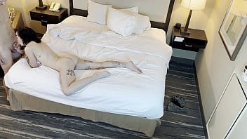 Hot tatted woman sucking dick