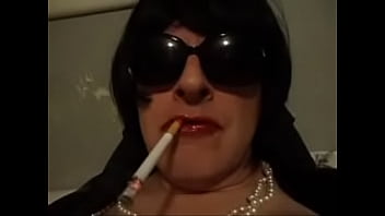 Cd Nikki Slut Smoker thumbnail