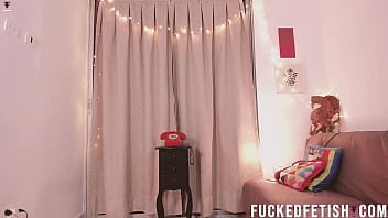 Redhead pee white pants