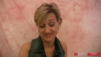 Surprised blonde milf riding the sybian