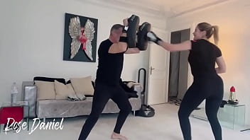 Bonjour mes chéris mon premier cours de boxe aujourd’hui j’ai eu un