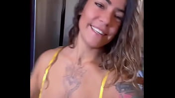 Que tu bosses ou pas aujourd'hui viens faire un tour sur mon profil il y a de