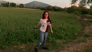 Safada pequena colegial gostosa grandes mamas faltar à escola para ser fodido