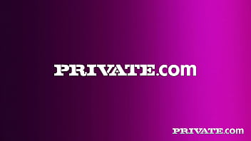 Anna waves debuts in a gonzo a