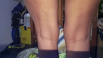 Sexy Putita Me Ofrece El Servicio De Limpieza La Conoci En Sxhornycom thumbnail