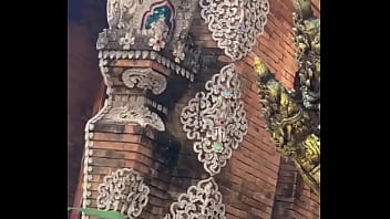 Do you like how this temple looks wow thailand has so much to offer the amazing temples are truly a sight to beh