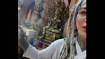 Do you like how this temple looks wow thailand has so much to offer the amazing temples are truly a sight to beh