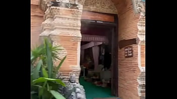 Do you like how this temple looks wow thailand has so much to offer the amazing temples are truly a sight to beh