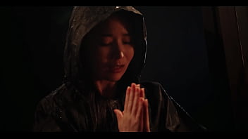 Nerdy vampire leana lovings bites rikako katayama asian babe transforms into pussy craving lesbian